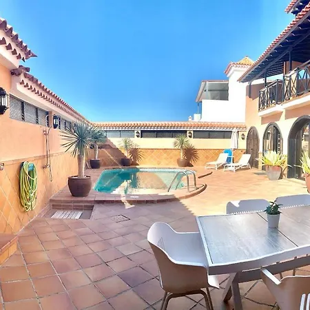 'your Holidays - - Costa Adeje’ * Costa Adeje (Tenerife)
